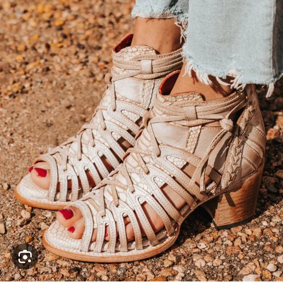 Freebird Bootie "EUC" - Picture 16 of 16